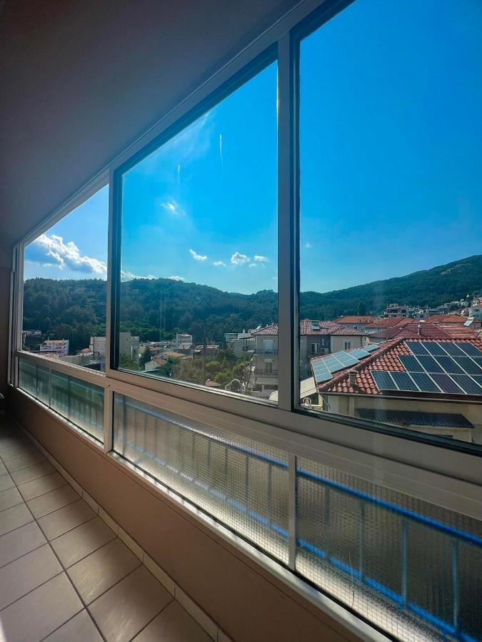 Τina'S Apartment Kavala Eksteriør billede